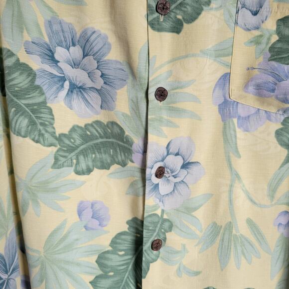Bermuda Bay Hawaiian Shirt Men's Size XL 100% Silk Floral Design Soft - Picture 7 of 9